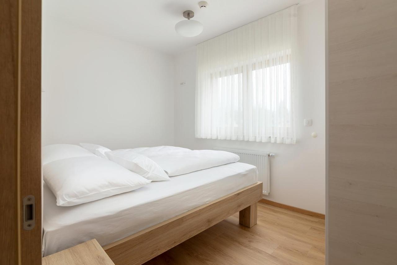 Vila Vita Apartments ครานสกา โกรา ภายนอก รูปภาพ
