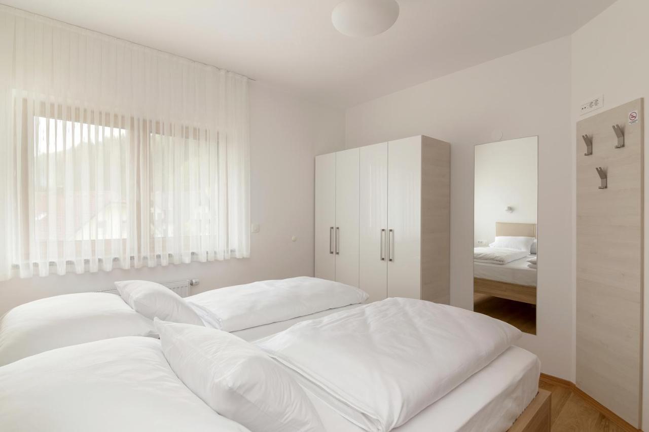 Vila Vita Apartments ครานสกา โกรา ภายนอก รูปภาพ
