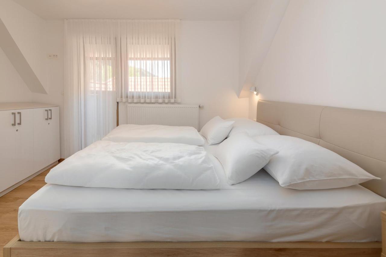 Vila Vita Apartments ครานสกา โกรา ภายนอก รูปภาพ