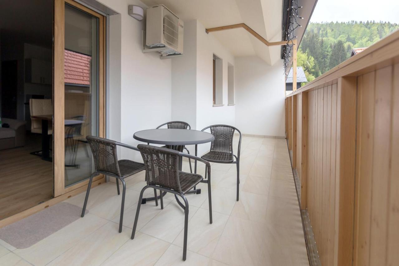 Vila Vita Apartments ครานสกา โกรา ภายนอก รูปภาพ