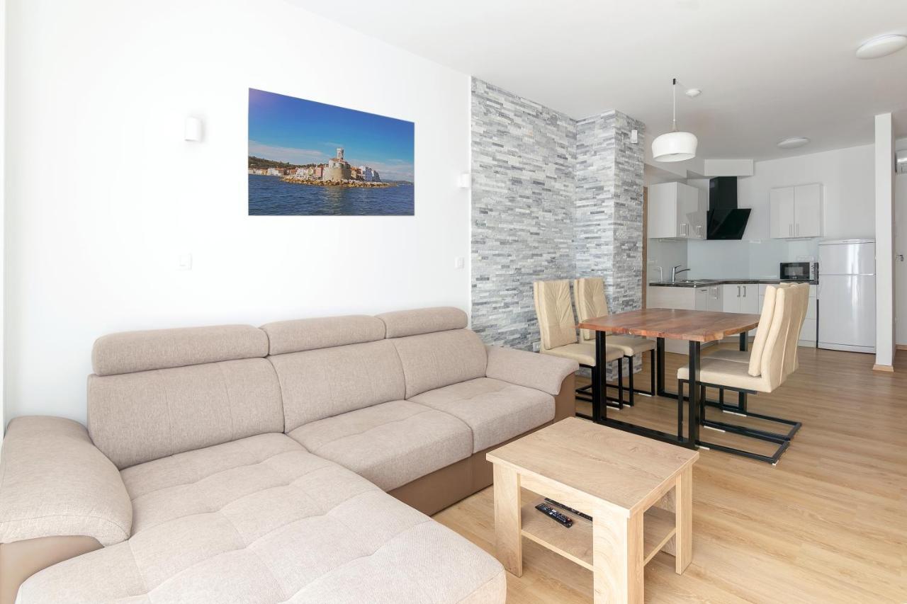 Vila Vita Apartments ครานสกา โกรา ภายนอก รูปภาพ
