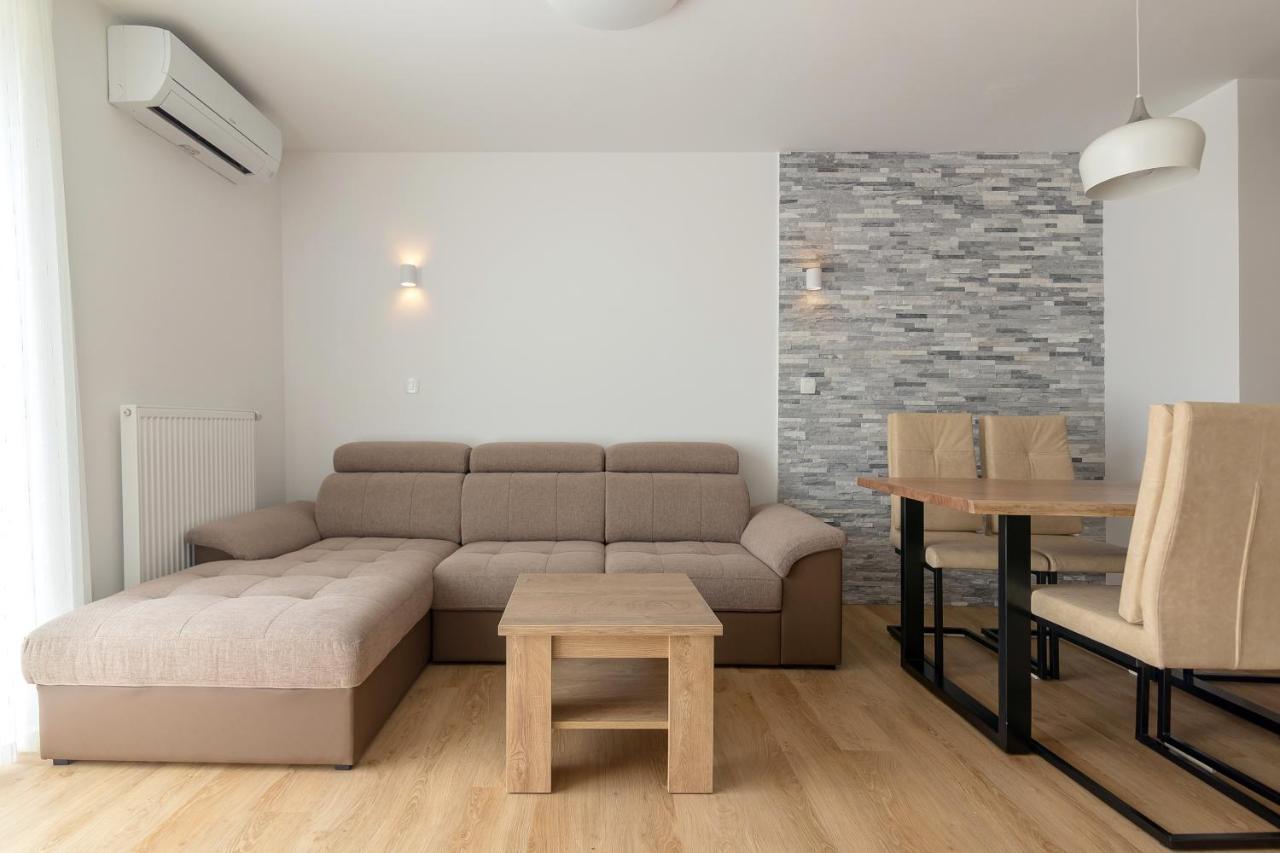 Vila Vita Apartments ครานสกา โกรา ภายนอก รูปภาพ