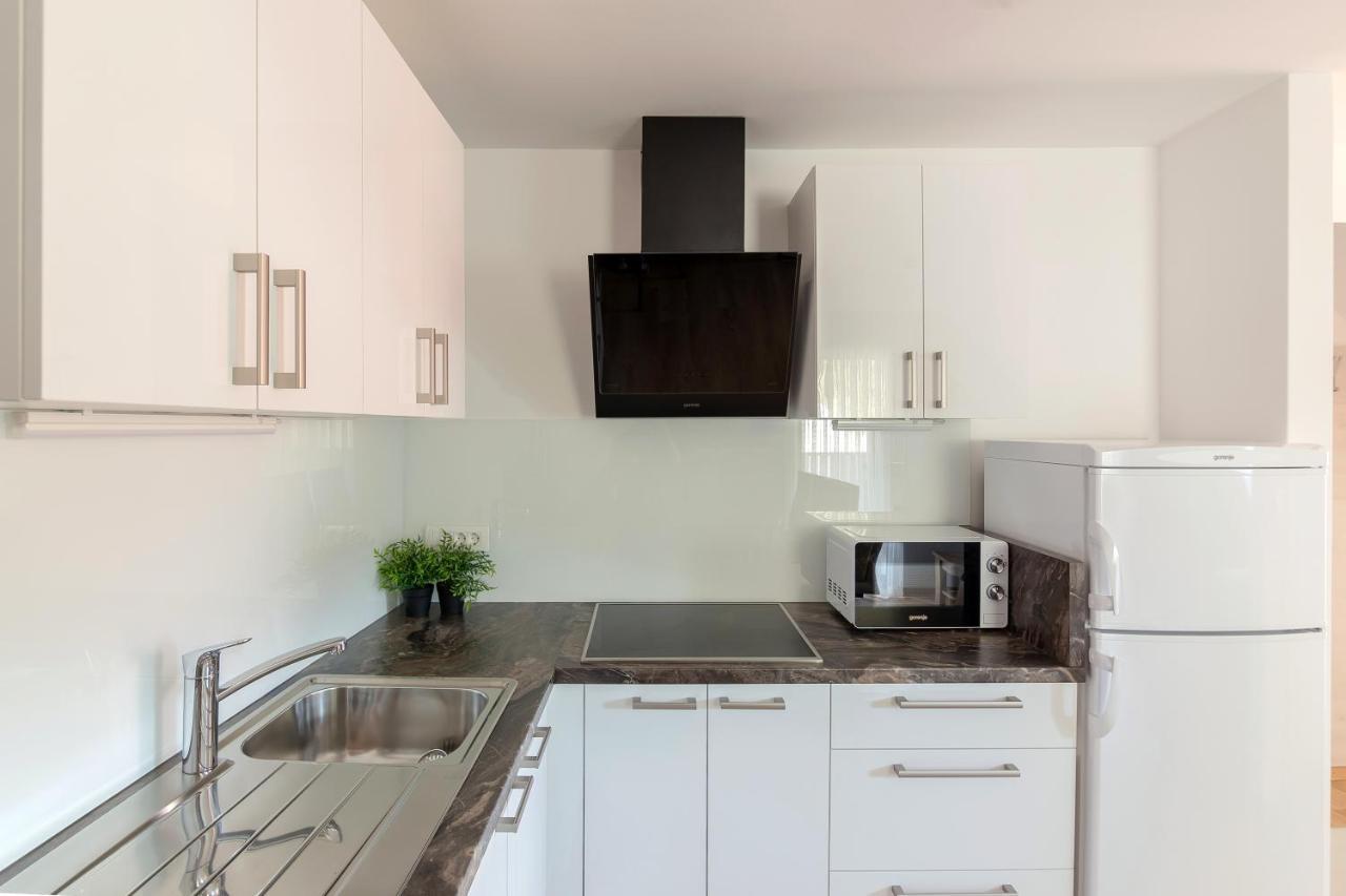 Vila Vita Apartments ครานสกา โกรา ภายนอก รูปภาพ